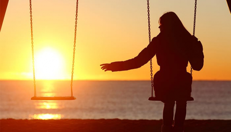 What Is “Disenfranchised Grief”? What You Need to Know